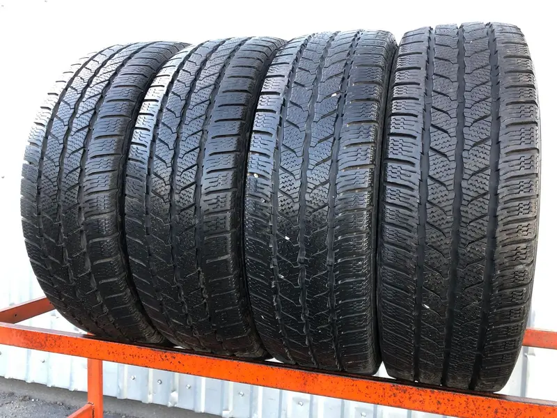 Комплект б/у шин 205/65 R16C Continental VanContact Winter