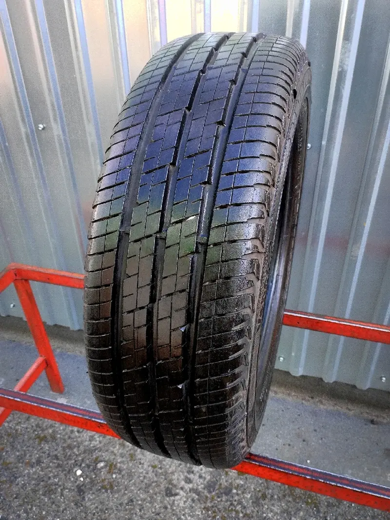 Б/у шина 205/65 R16C Continental Vanco-2