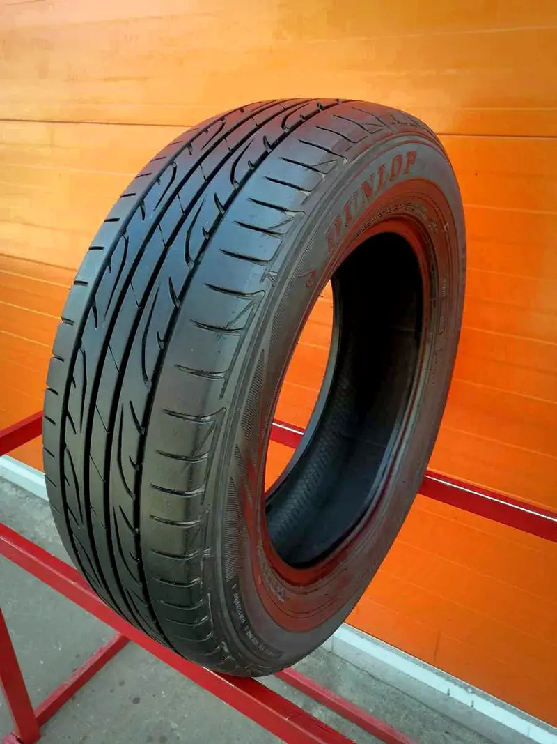 Б/у шина 205/65 R16 Dunlop SP Sport LM704