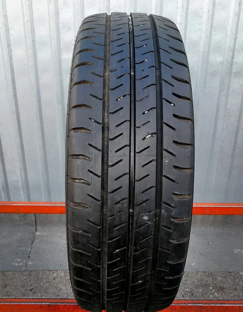 Б/у шина 205/65 R16C Falken Linam Van01