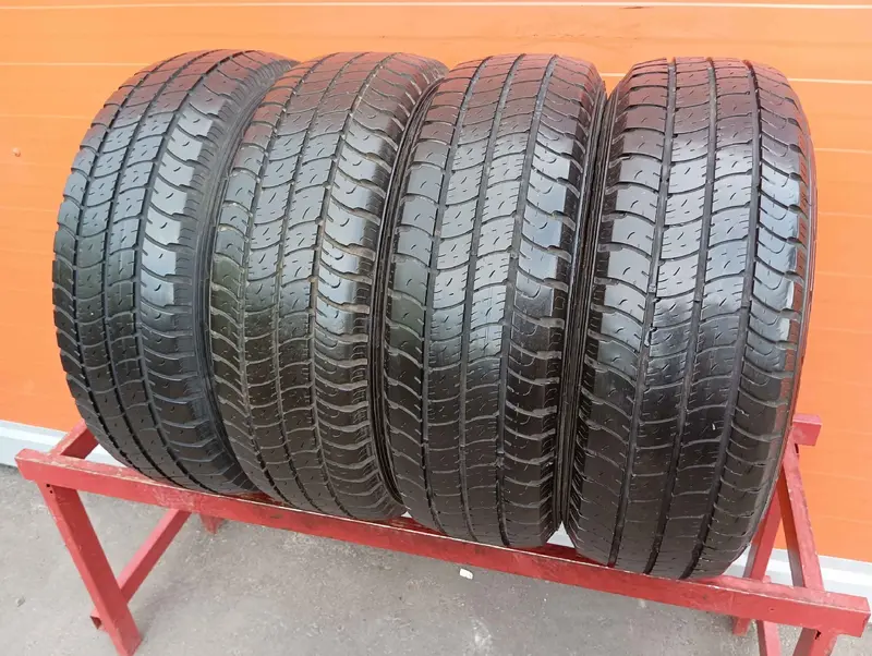 Комплект б/у шин 205/65 R16C Goodyear Cargo Marathon