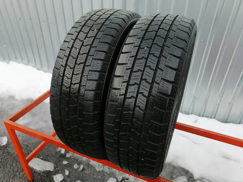 Пара б/у шин 205/65 R16C Goodyear Cargo Ultra Grip 2