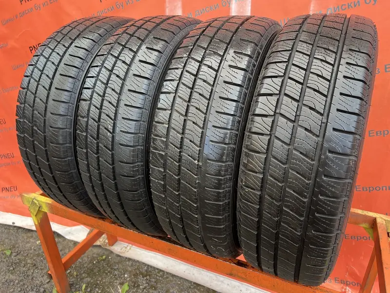 Комплект б/у шин 205/65 R16C Goodyear Cargo Vector 2, фото 1