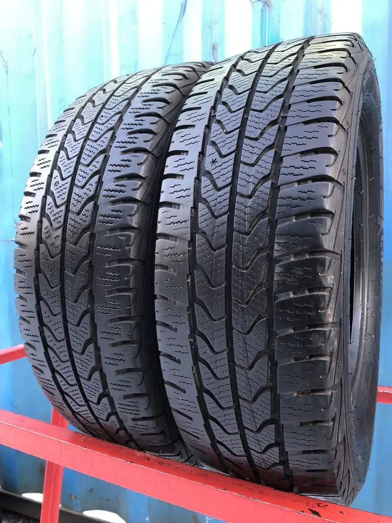 Пара б/у шин 205/65 R16C Goodyear UltraGrip Cargo