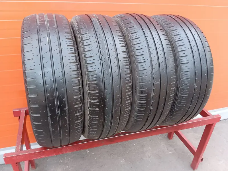 Комплект б/у шин 205/65 R16C Hankook Vantra LT RA18