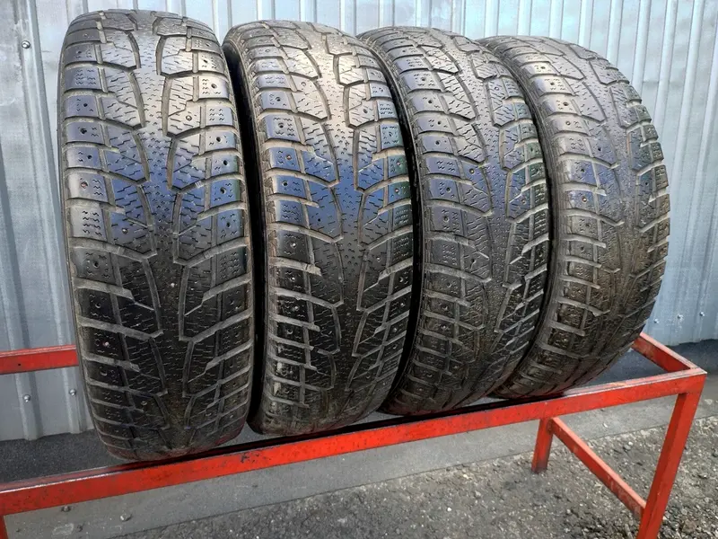 Комплект б/у шин 205/65 R16C Hankook Winter I Pike LT RW09, фото 1