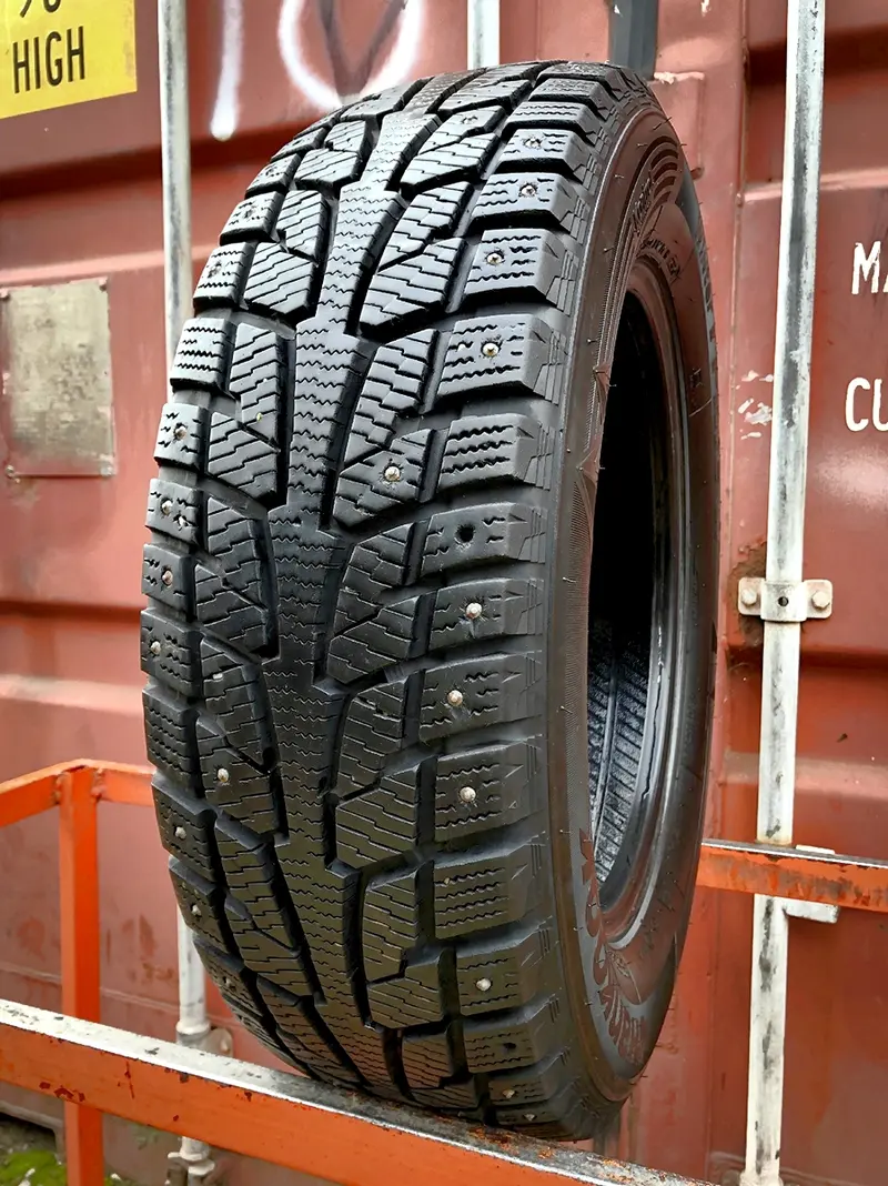 Б/у шина 205/65 R16C Hankook Winter I Pike LT RW09, фото 1