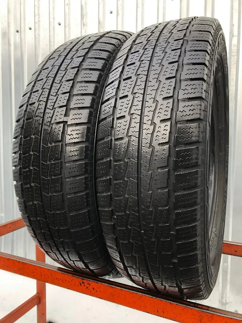 Пара б/у шин 205/65 R16C Hankook Winter RW06