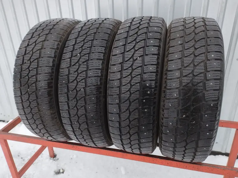 Комплект б/у шин 205/65 R16C Kormoran VanPro Winter