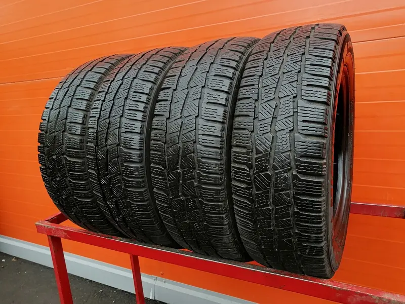 Комплект б/у шин 205/65 R16C Michelin Agilis Alpin