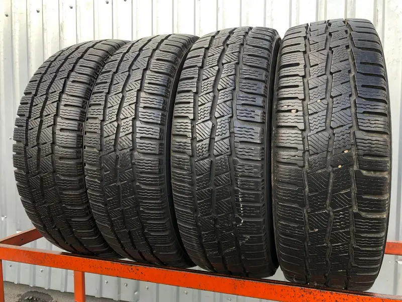 Комплект б/у шин 205/65 R16C Michelin Agilis Alpin