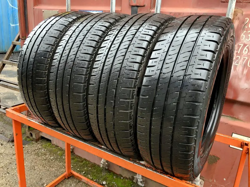 Комплект б/у шин 205/65 R16C Michelin Agilis