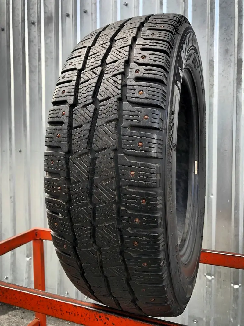 Б/у шина 205/65 R16C Michelin Agilis X-Ice North