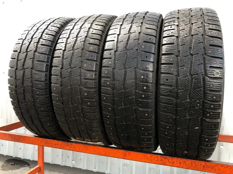 Комплект б/у шин 205/65 R16C Michelin Agilis X-Ice North