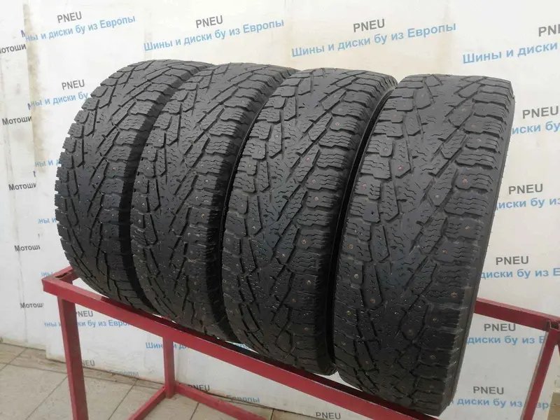 Комплект б/у шин 205/65 R16C Nokian Hakkapeliitta C3