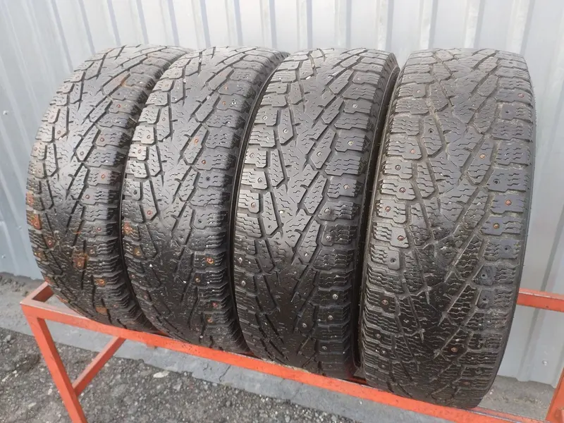 Комплект б/у шин 205/65 R16C Nokian Hakkapeliitta C3