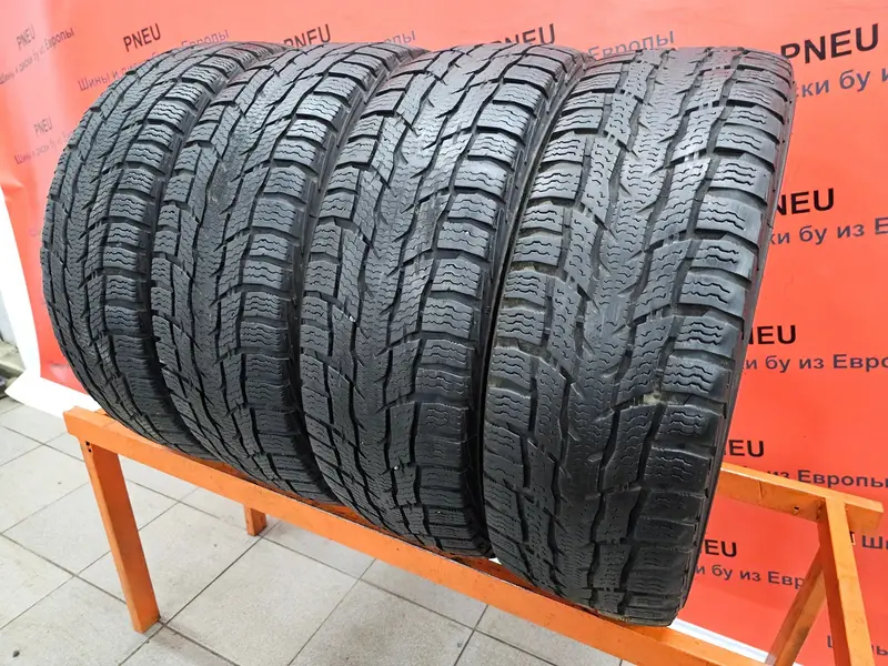Комплект б/у шин 205/65 R16C Nokian Hakkapeliitta CR3