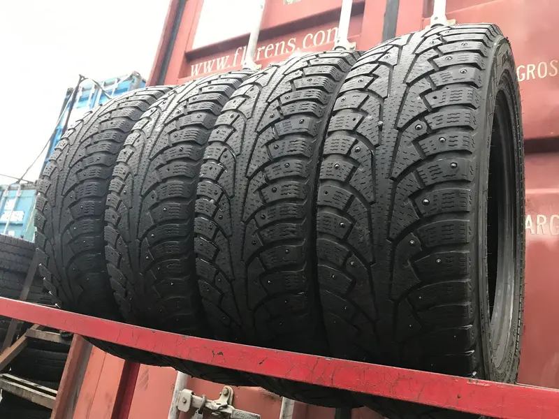 Комплект б/у шин 205/65 R16C Nokian Hakkapeliitta C VAN