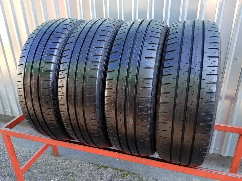 Комплект б/у шин 205/65 R16C Pirelli Carrier, фото 1