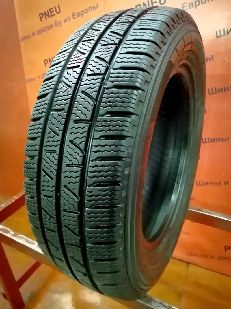 Б/у шина 205/65 R16C Pirelli Carrier Winter