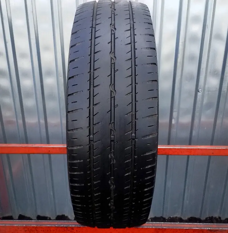 Б/у шина 205/65 R16C Semperit Van-life 2