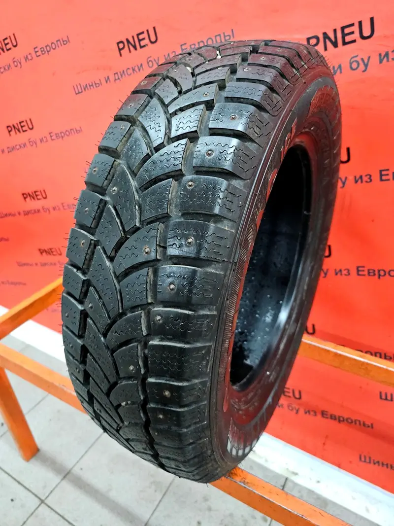 Б/у шина 205/65 R16C Vredestein Comtrac Ice