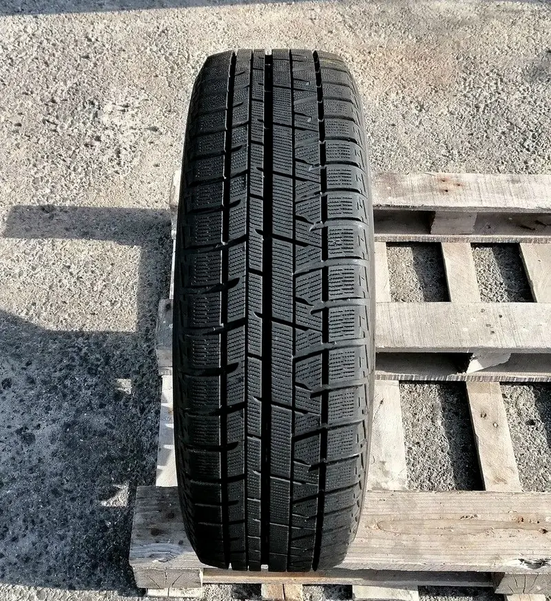 Б/у шина 205/65 R16 Yokohama Ice Guard IG30