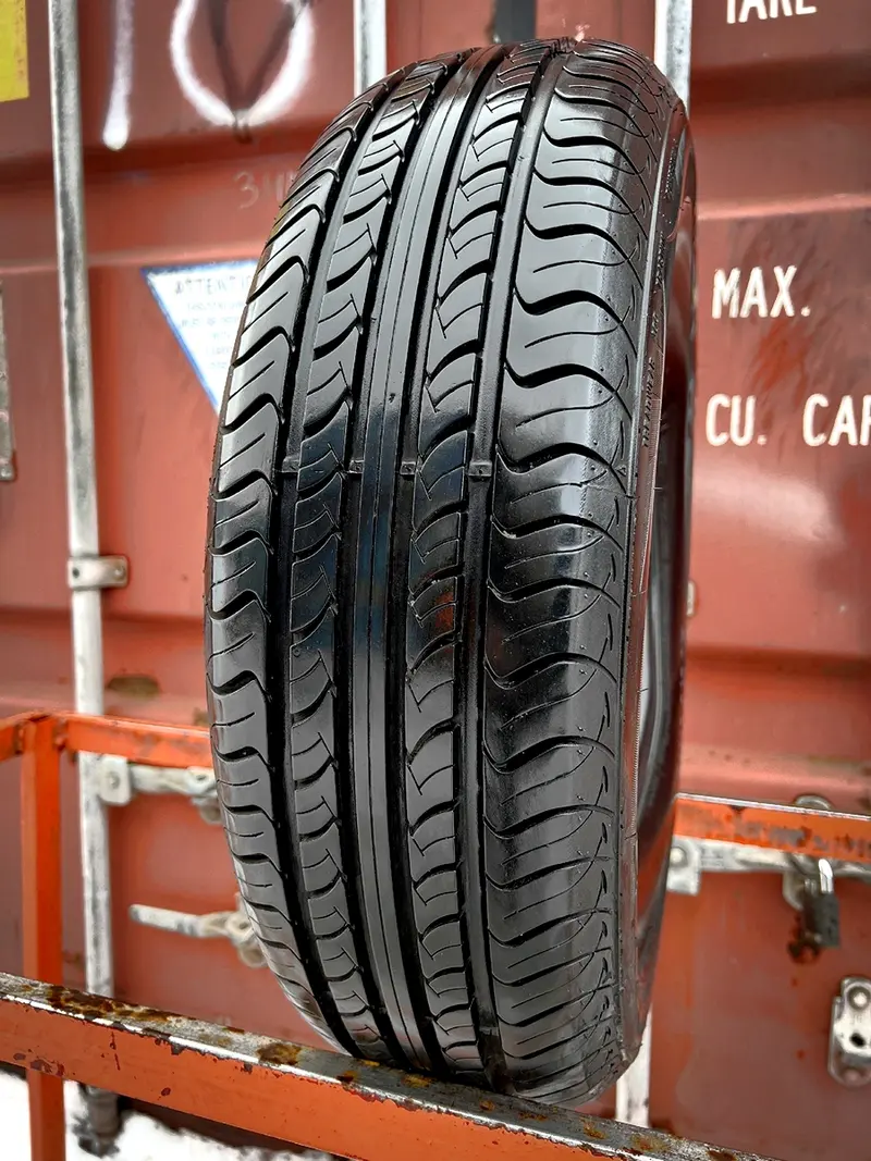 Б/у шина 205/70 R14 Nexen Classe Premiere CP 661, фото 1