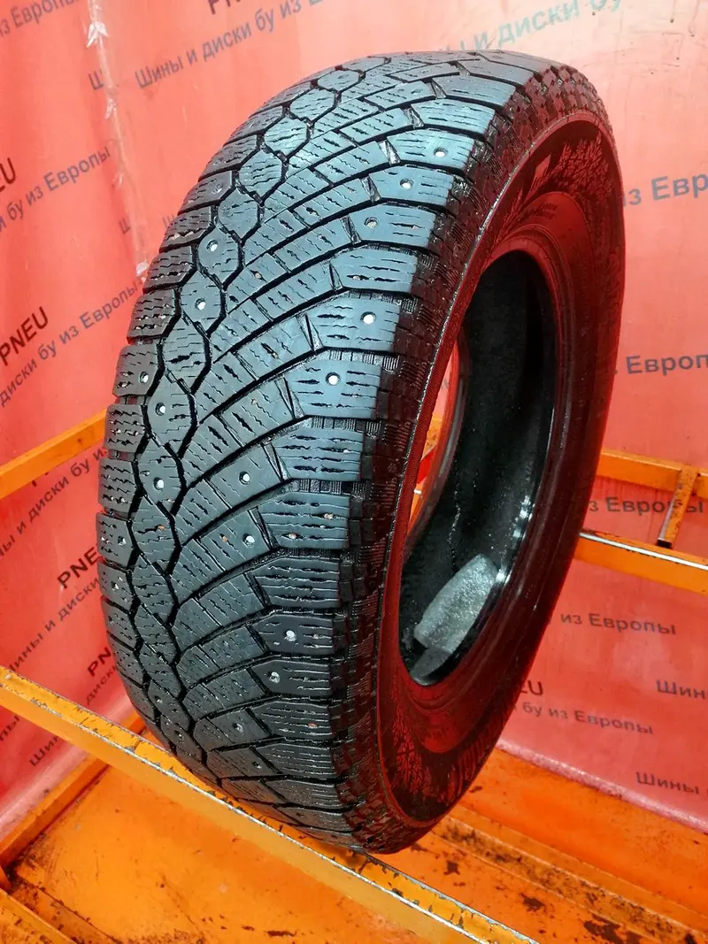 Б/у шина 205/70 R15 Continental ContiIceContact 4x4
