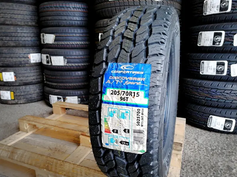 Новая шина 205/70 R15 Cooper Discoverer A/T3 Sport
