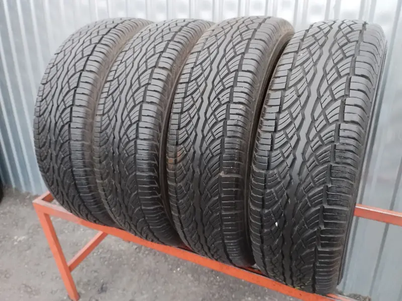 Комплект б/у шин 205/70 R15 Falken Landair A/T T-110