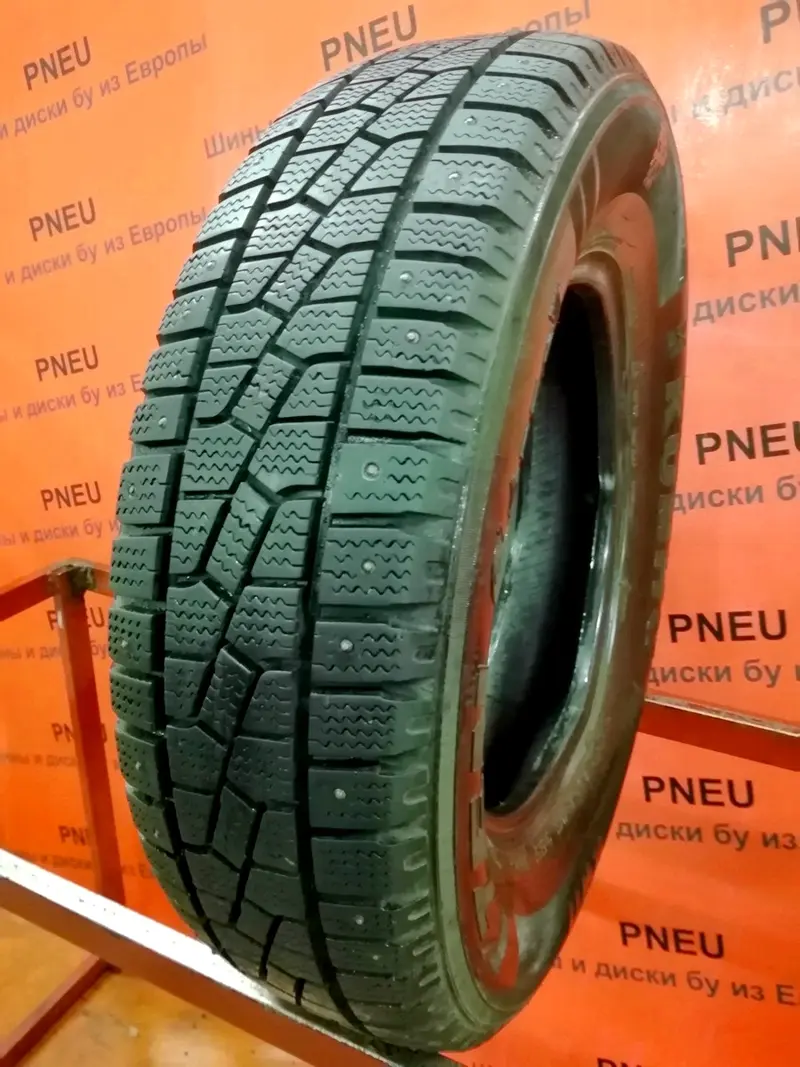Б/у шина 205/70 R15 Kumho I ZEN Stud KW11, фото 1