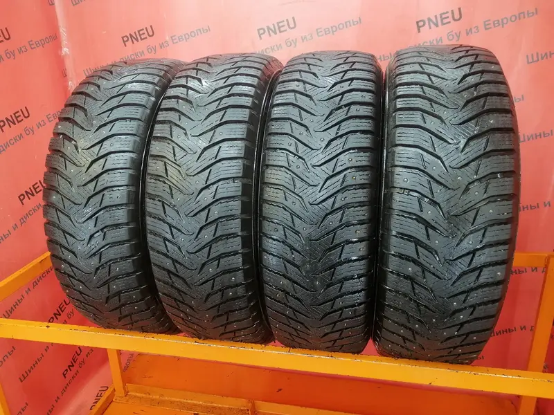 Комплект б/у шин 205/70 R15 Kumho WinterCraft Ice WI31