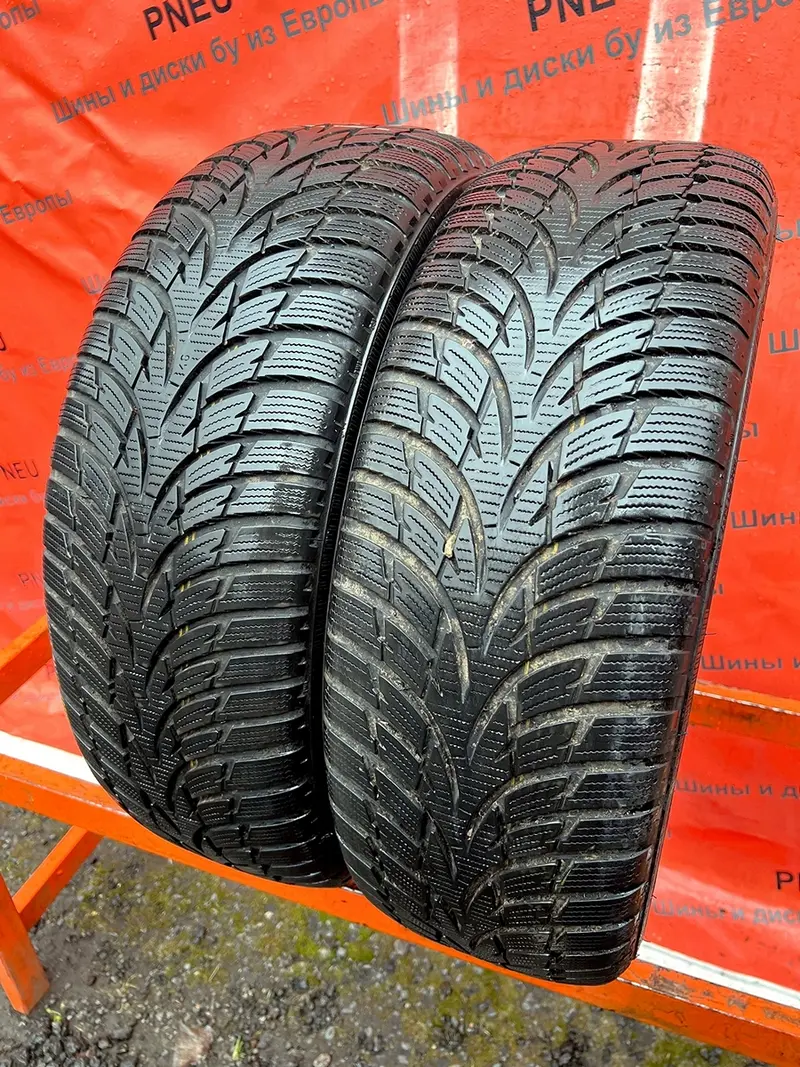 Пара б/у шин 205/70 R15 Nokian WR D4