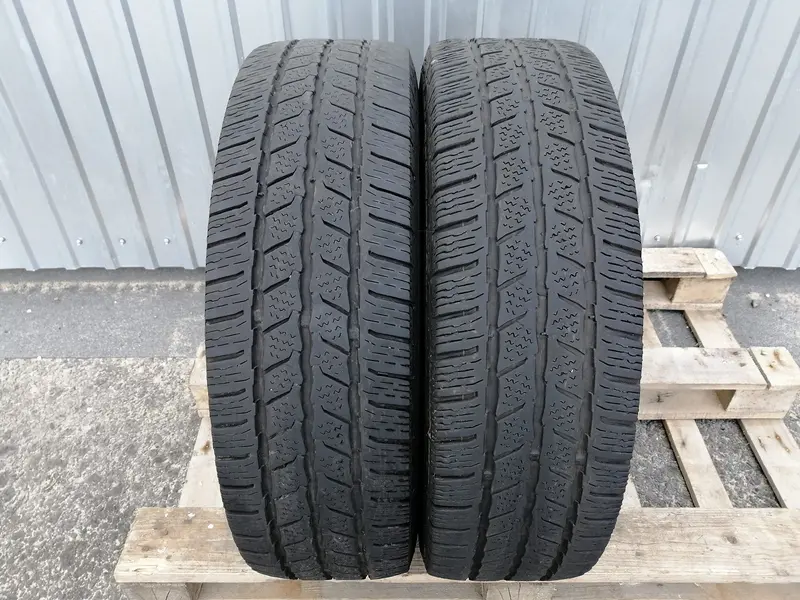 Пара б/у шин 205/75 R16C Continental VanContact Winter