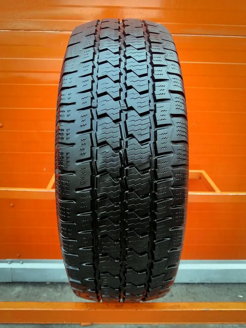 Б/у шина 205/75 R16C Continental VancoFourSeason 2