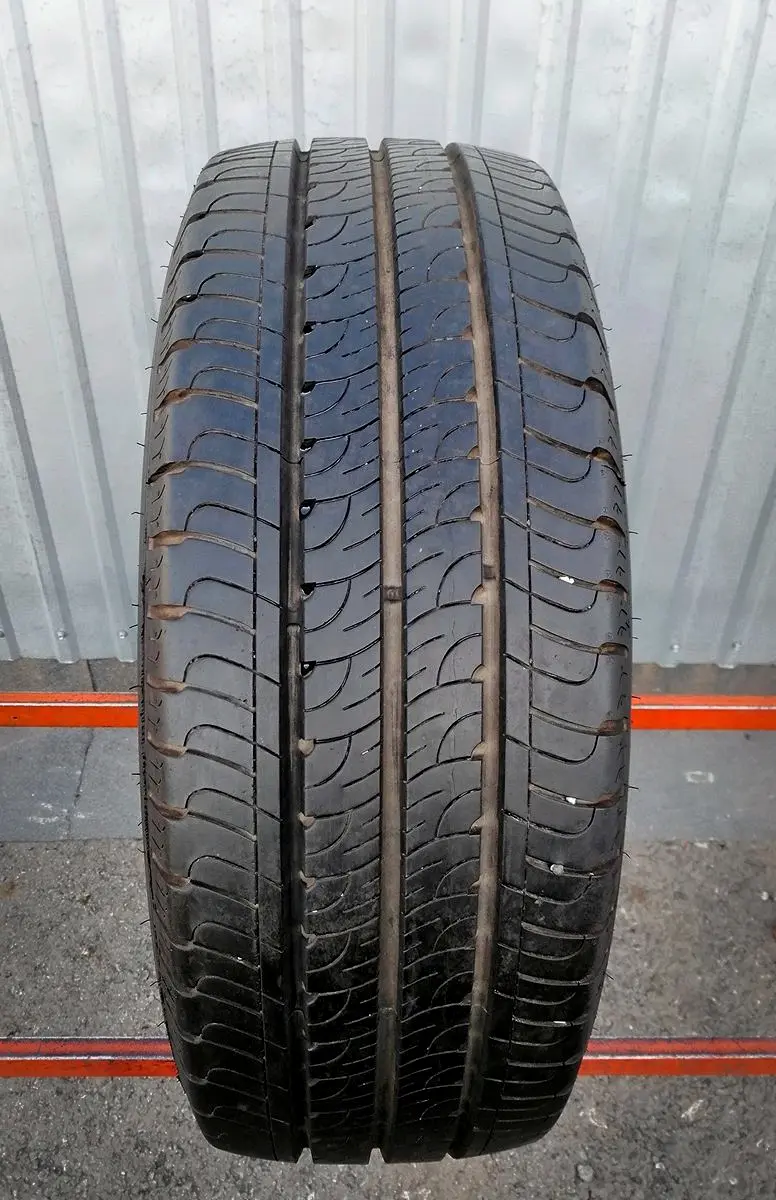 Б/у шина 205/75 R16C Goodyear EfficientGrip Cargo 2