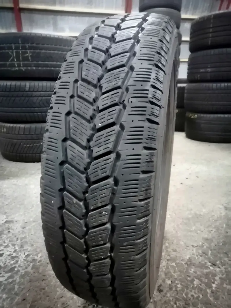 Б/у шина 205/75 R16C Michelin Agilis 81 Snow-Ice