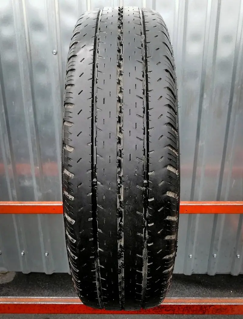 Б/у шина 205/75 R16C Nokian Hakka C Cargo
