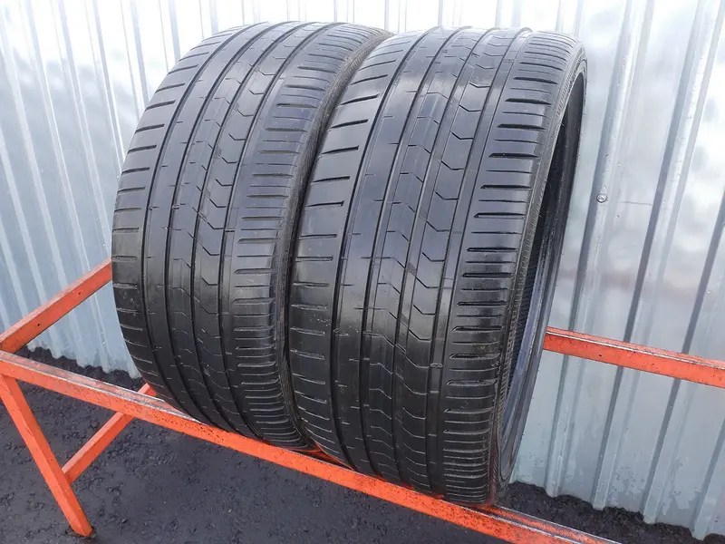 Пара б/у шин 215/35 R18 Vredestein Ultrac Satin