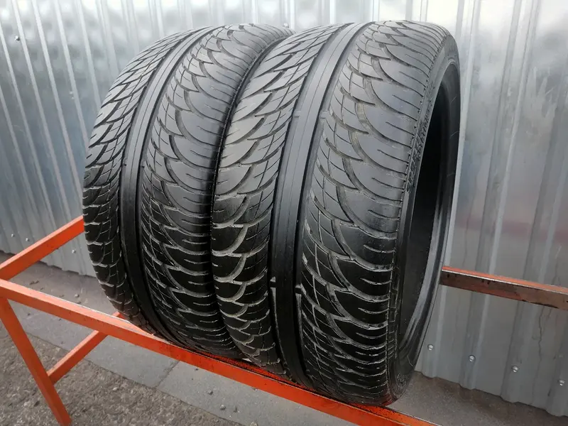 Пара б/у шин 215/40 R16 Sportiva Z40