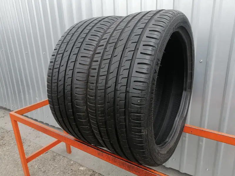Пара б/у шин 215/40 R17 Barum Bravuris 3HM