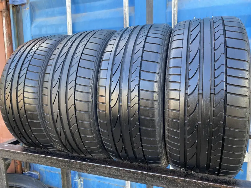 Комплект б/у шин 215/40 R17 Bridgestone Potenza RE 050A