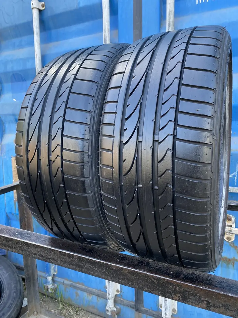 Пара б/у шин 215/40 R17 Bridgestone Potenza RE 050A