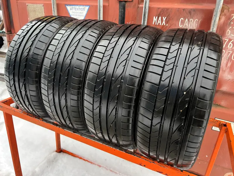 Комплект б/у шин 215/40 R17 Bridgestone Potenza RE 050A