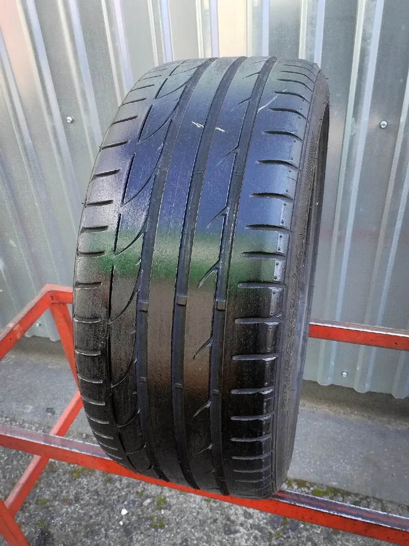 Б/у шина 215/40 R17 Bridgestone Potenza S001