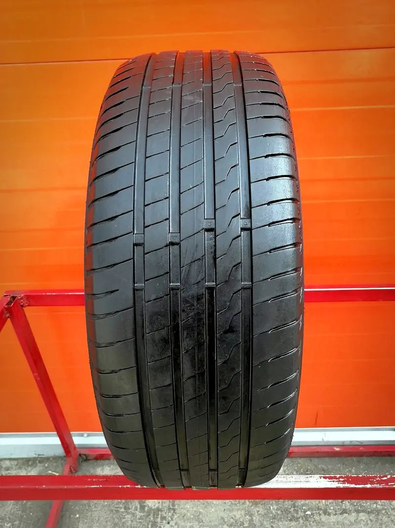 Б/у шина 215/40 R17 Firestone Roadhawk