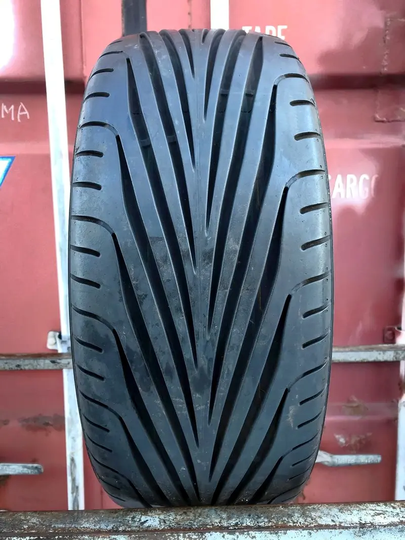 Б/у шина 215/40 R17 Goodyear Eagle F1 GS-D3, фото 1
