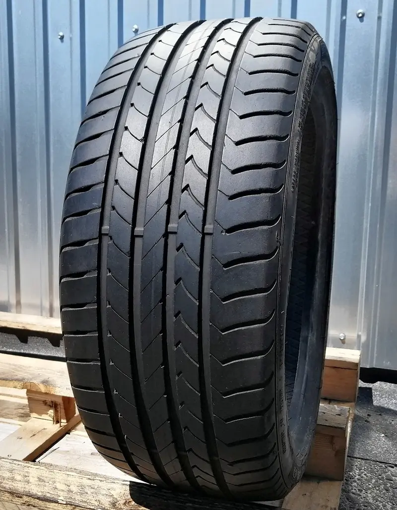 Б/у шина 215/40 R17 Goodyear EfficientGrip, фото 1