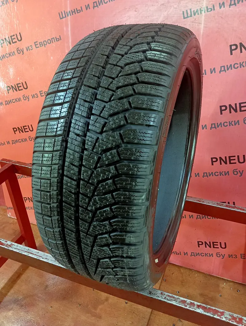 Б/у шина 215/40 R17 Hankook Winter I Cept Evo2 W320
